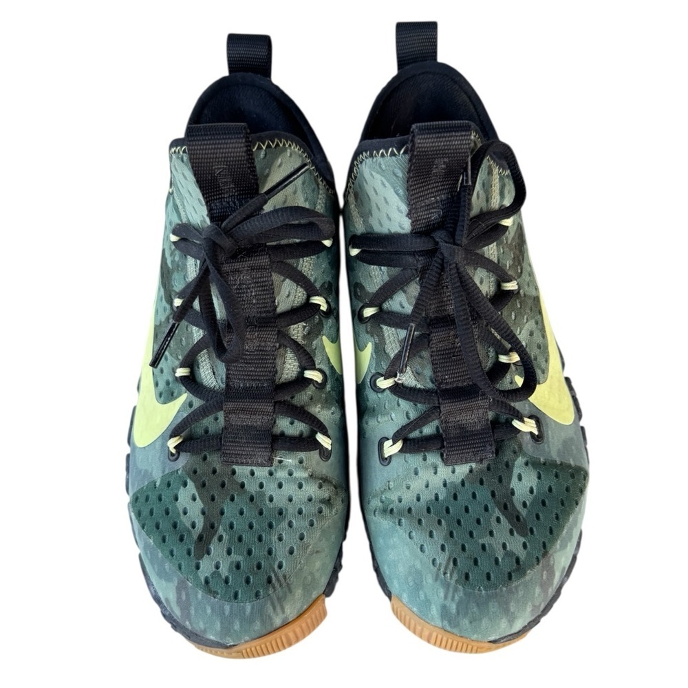 Nike Metcon 3 Training Shoes
Camo Green - Picture 2 of 15